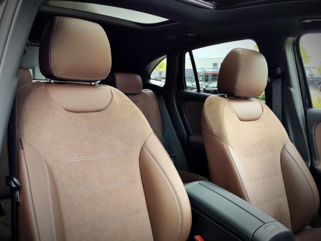 MERCEDES-BENZ GLA 200 d AMG Line  GLA 200 d AMG Line