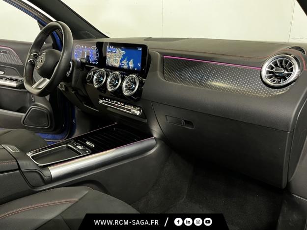 MERCEDES-BENZ EQA 250+ AMG Line  