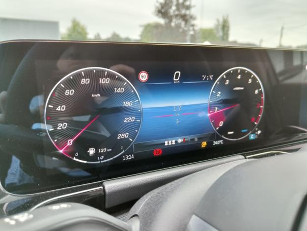 MERCEDES-BENZ GLA-Klasse GLA 180 Star Edition