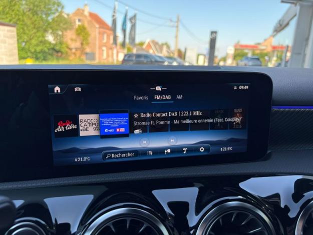 MERCEDES-BENZ A 180 Berline Luxury Line Facelift Pack Night  