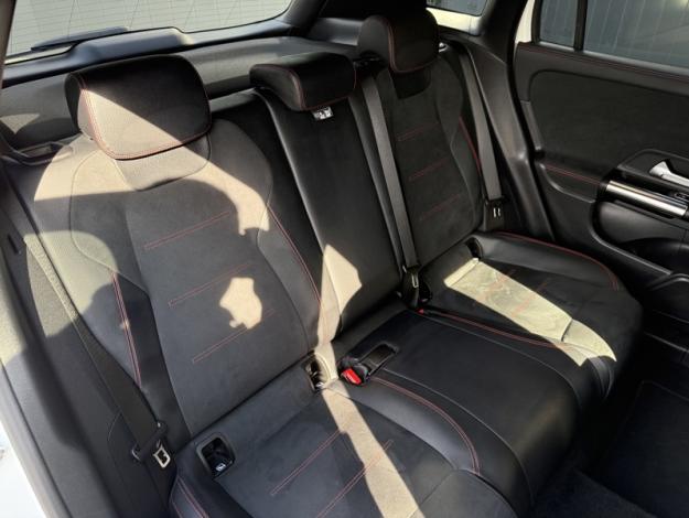 MERCEDES-BENZ GLA 200 d AMG Line AMG Line 