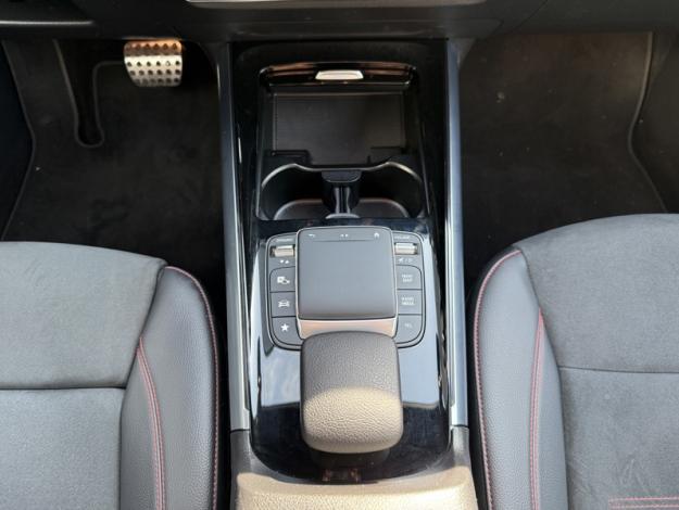 MERCEDES-BENZ GLA 200 d AMG Line AMG Line 