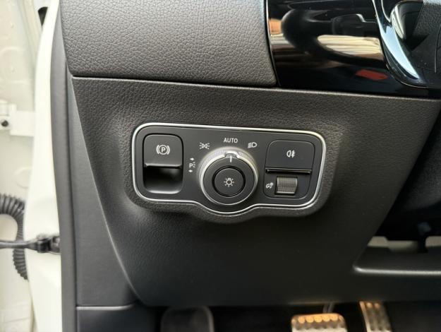 MERCEDES-BENZ GLA 200 d AMG Line AMG Line 