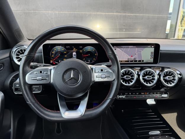 MERCEDES-BENZ Classe A 200 d AMG Line  