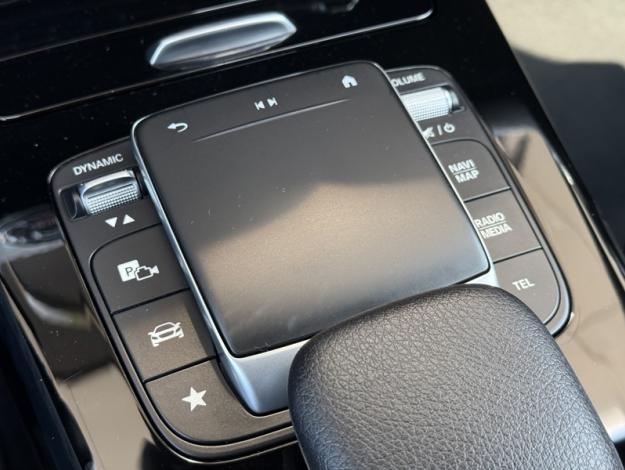 MERCEDES-BENZ Classe A 200 d AMG Line  