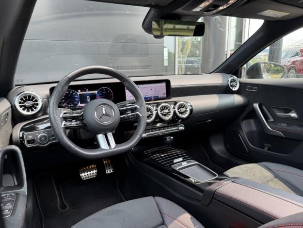 MERCEDES-BENZ Classe A 180 d AMG Line  