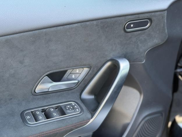 MERCEDES-BENZ A 180 Pack AMG New modèle  
