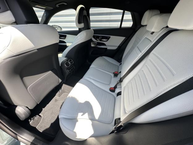 MERCEDES-BENZ GLC Coupé GLC 300 e Hybrid EQ 4MATIC Coupé AMG Line +  GLC 300 e Hybrid EQ 4MATIC Coupé AMG Line +