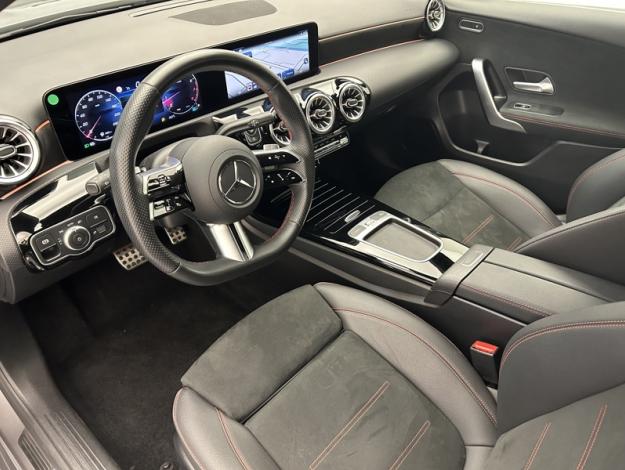 MERCEDES-BENZ Classe A 180 AMG Line  