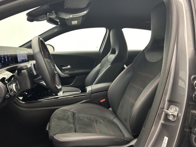 MERCEDES-BENZ Classe A 180 AMG Line  