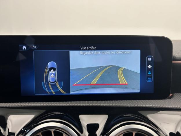 MERCEDES-BENZ Classe A 180 AMG Line  