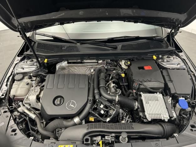 MERCEDES-BENZ Classe A 180 AMG Line  