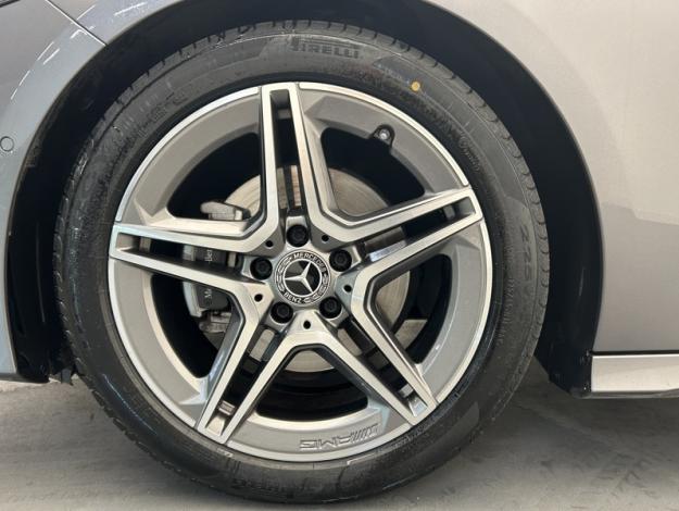 MERCEDES-BENZ Classe A 180 AMG Line  