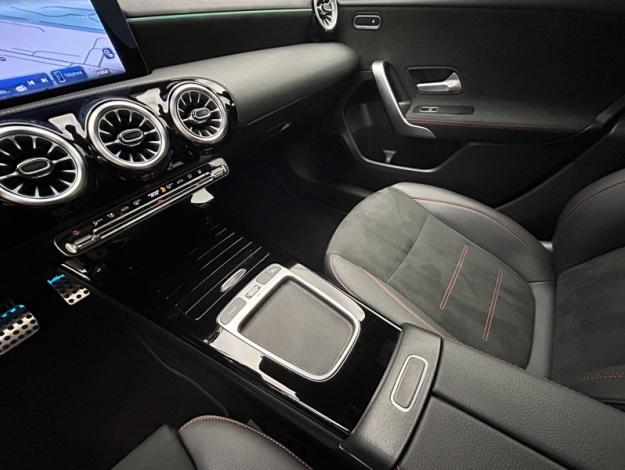MERCEDES-BENZ Classe A 250 e Hybrid EQ AMG Line  