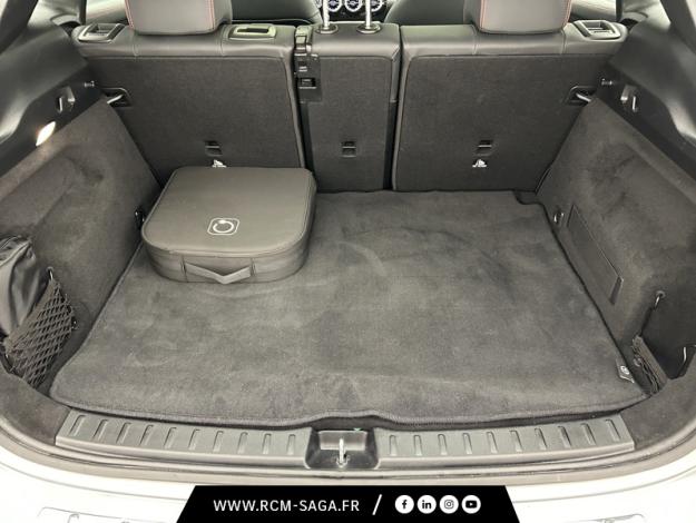 MERCEDES-BENZ EQA 250+ AMG Line  