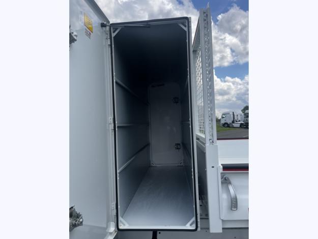 MERCEDES-BENZ Sprinter 517 Châssis cab 37 5,0t PRO   Benne coffre JPM