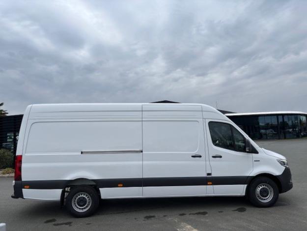 MERCEDES-BENZ eSprinter 420 FG 43 4,0t SELECT   