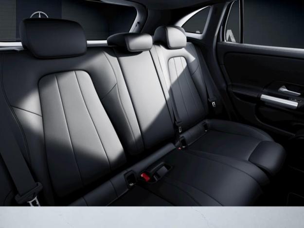 MERCEDES-BENZ GLA-Klasse GLA 180 d Luxury Line