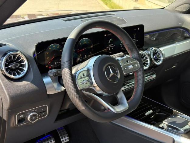 MERCEDES-BENZ GLB 200 d AMG Pack Night  