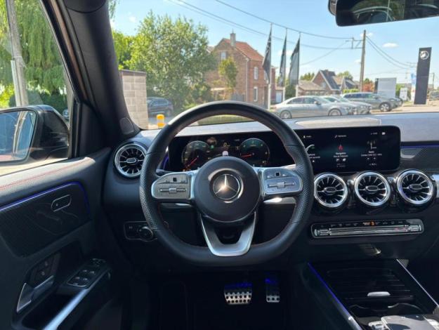 MERCEDES-BENZ GLB 200 d AMG Pack Night  