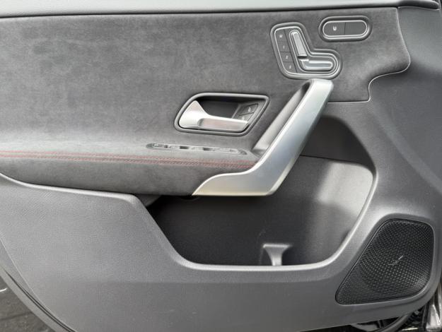 MERCEDES-BENZ Classe A 200 d AMG Line  Classe A 200 d AMG Line