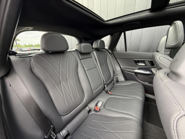 MERCEDES-BENZ GLC SUV GLC 300 e  Hybrid EQ 4MATIC AMG Line +  GLC 300 e  Hybrid EQ 4MATIC AMG Line +