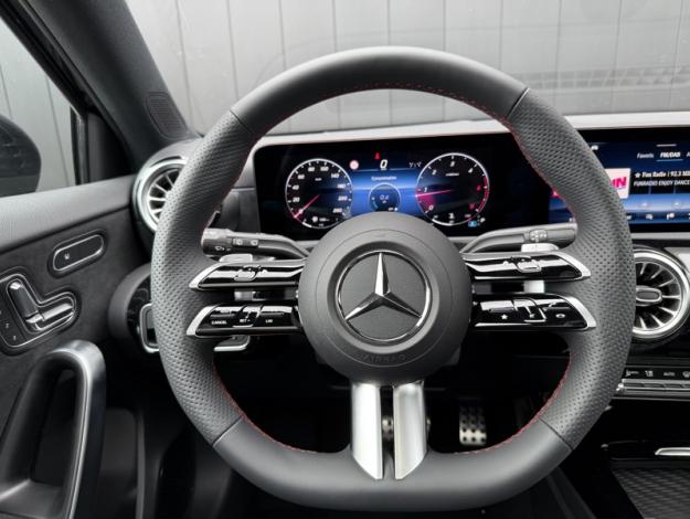 MERCEDES-BENZ GLC SUV GLC 300 e  Hybrid EQ 4MATIC AMG Line +  GLC 300 e  Hybrid EQ 4MATIC AMG Line +