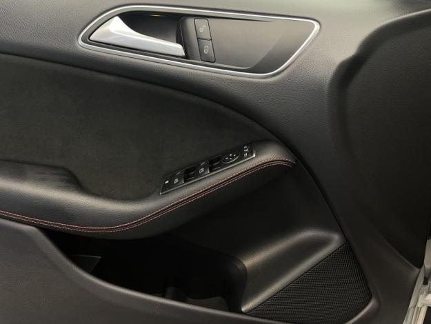MERCEDES-BENZ Classe B B 180 Sport Edition  