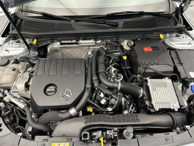 MERCEDES-BENZ Classe A 200 163ch AMG Line 7G-DCT  