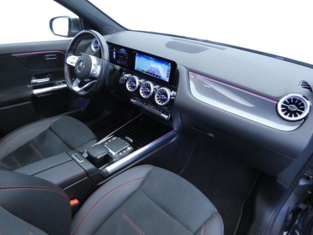 MERCEDES-BENZ GLA 200 d AMG Line AMG Line GLA 200 d AMG Line