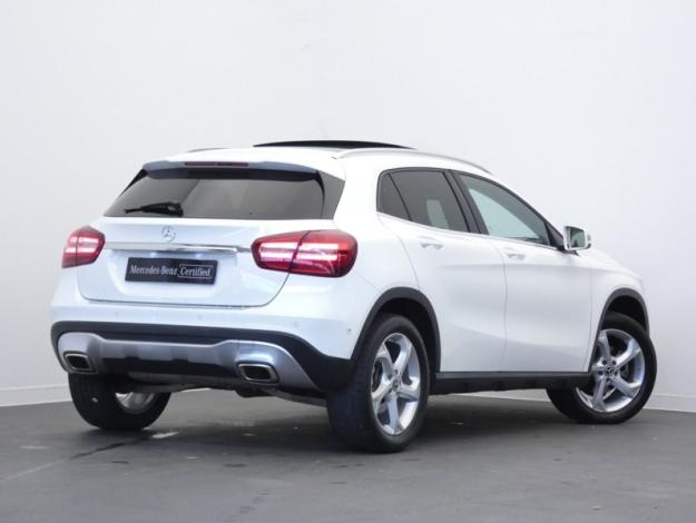 MERCEDES-BENZ GLA 200 Sensation Urban 