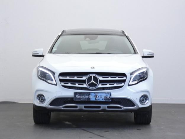 MERCEDES-BENZ GLA 200 Sensation Urban 
