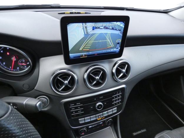 MERCEDES-BENZ GLA 200 Sensation Urban 
