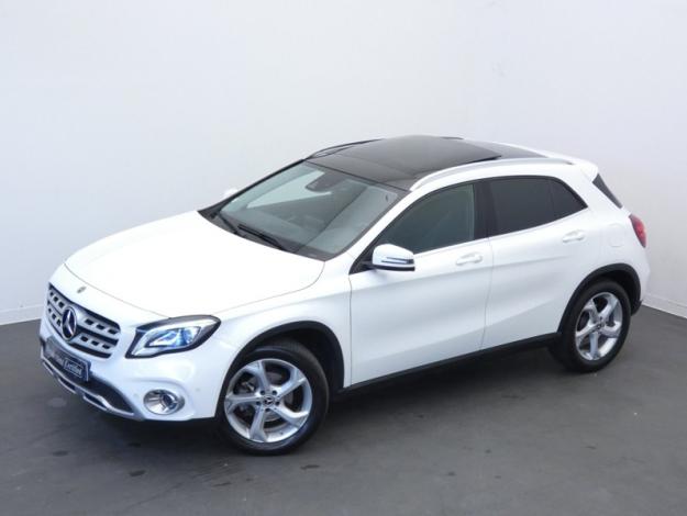 MERCEDES-BENZ GLA 200 Sensation Urban 