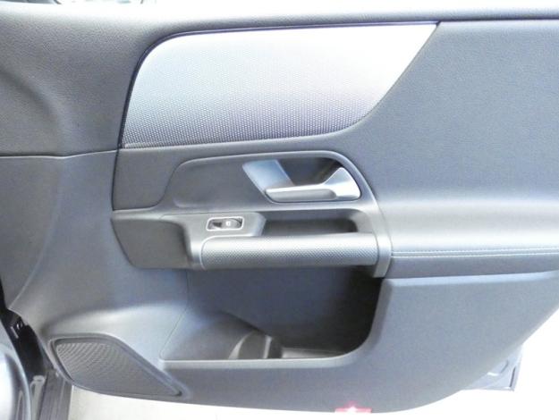 MERCEDES-BENZ Classe B 180 d Style Line Edition  Classe B 180 d Style Line