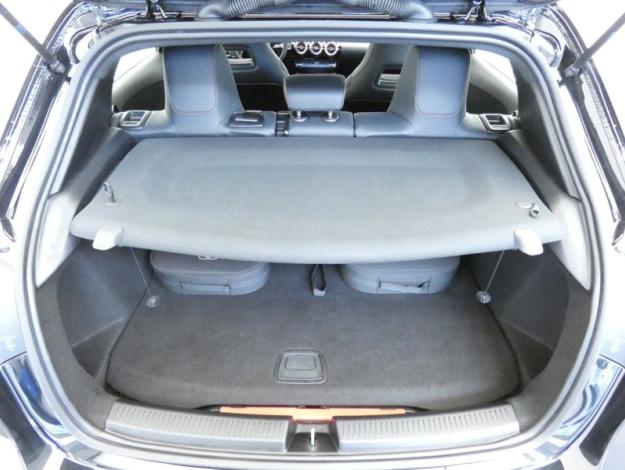 MERCEDES-BENZ Classe A 250 e AMG Line  