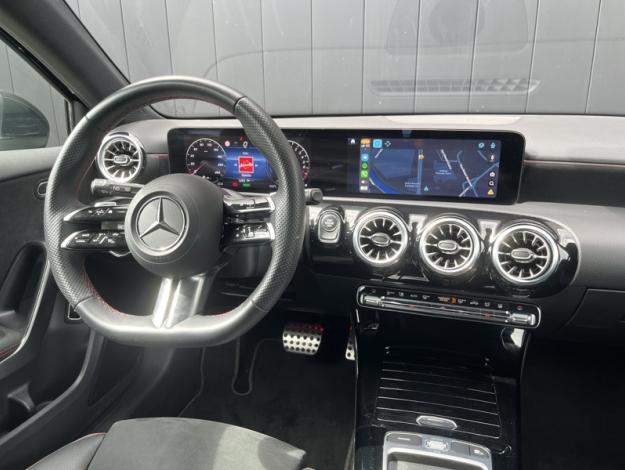 MERCEDES-BENZ Classe A 250 e AMG Line  