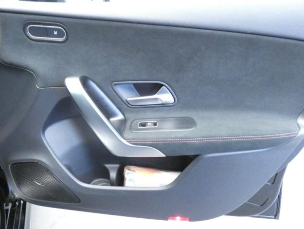 MERCEDES-BENZ Classe A 250 e AMG Line  