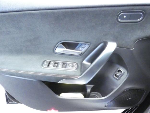 MERCEDES-BENZ Classe A 250 e AMG Line  