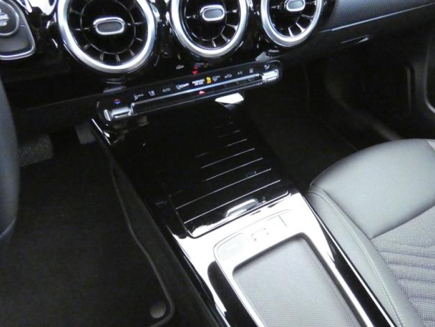 MERCEDES-BENZ Classe A 250 e Hybrid EQ Progressive Line  