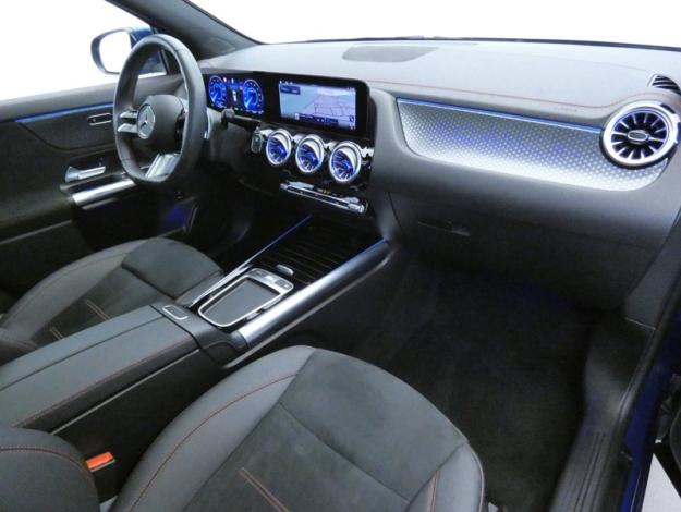 MERCEDES-BENZ EQA 250+ AMG Line  