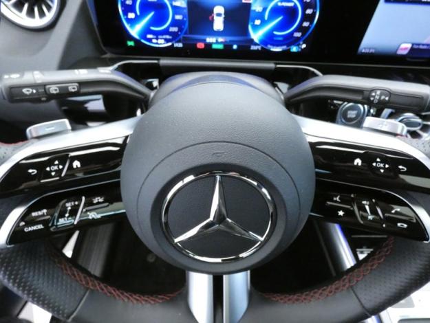 MERCEDES-BENZ EQA 250+ AMG Line  