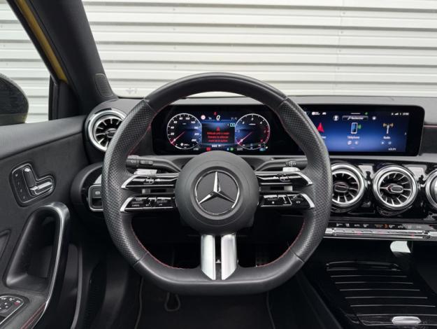 MERCEDES-BENZ Classe A 200 d AMG Line  
