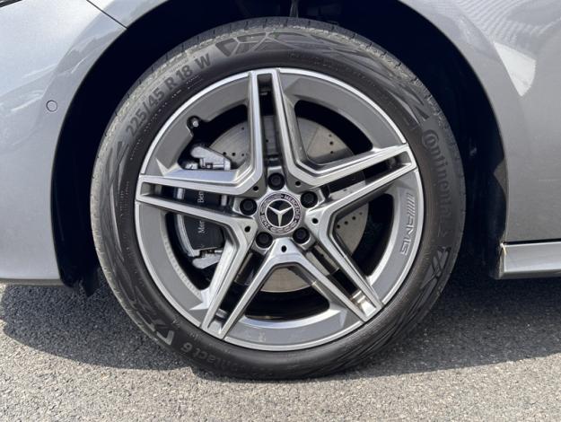 MERCEDES-BENZ Classe A 250 e AMG Line  