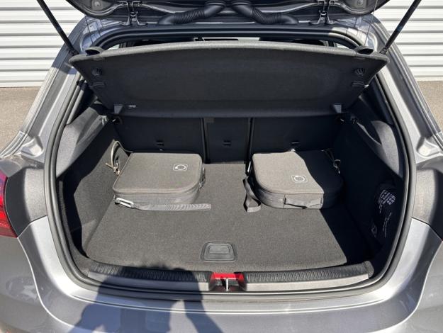 MERCEDES-BENZ Classe A 250 e AMG Line  