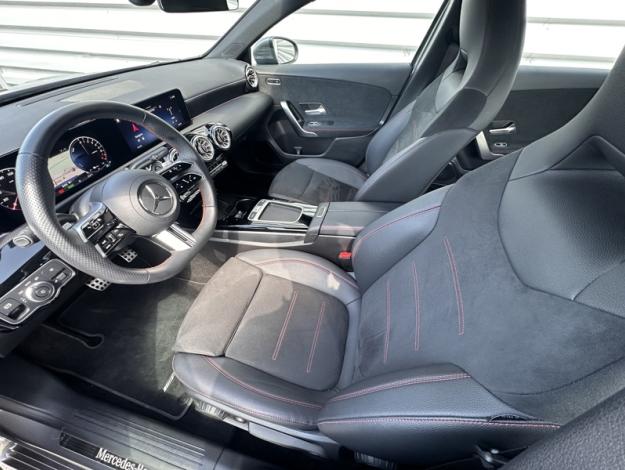 MERCEDES-BENZ Classe A 250 e AMG Line  