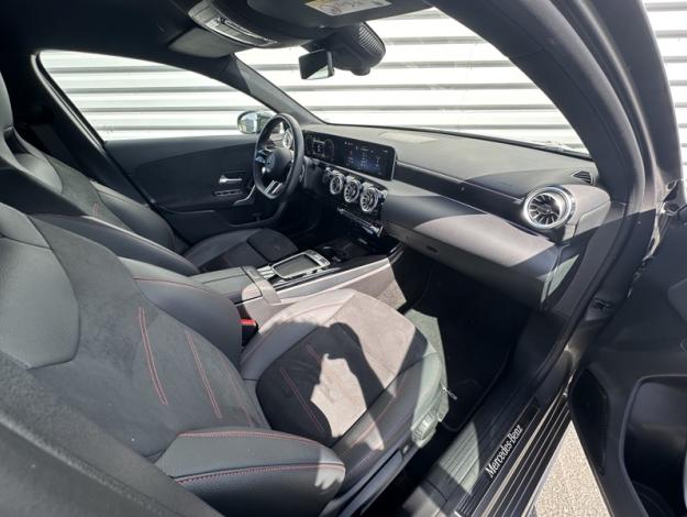 MERCEDES-BENZ Classe A 250 e AMG Line  