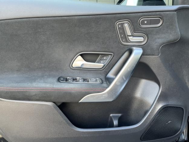 MERCEDES-BENZ Classe A 200 d AMG Line  