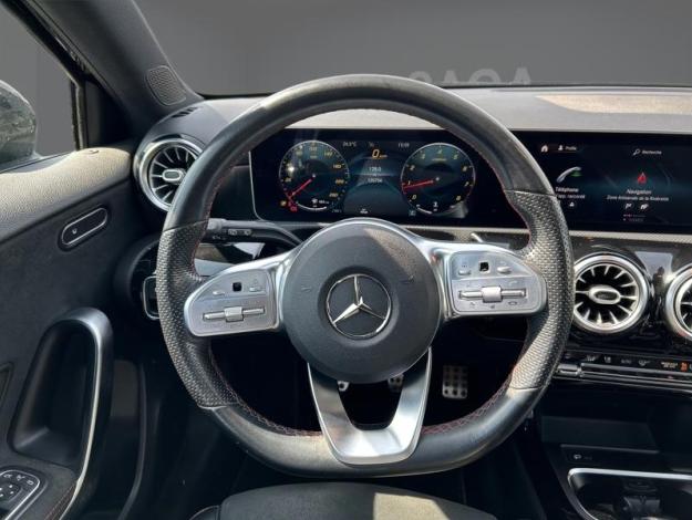 MERCEDES-BENZ A 250 e AMG Line 