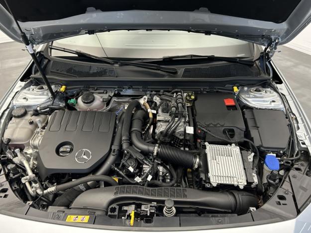 MERCEDES-BENZ Classe A 250 e Hybrid EQ AMG Line  